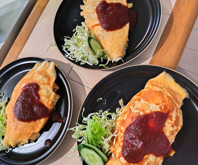 創作料理チャーハンオムライス